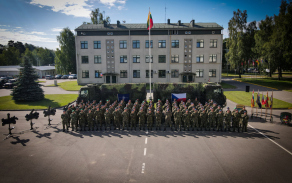 Druhé úkolové uskupení GBAD (Ground Based Air Defence) završilo své působení v Litvě společným nástupem, kde velitel poděkoval všem vojákům.
