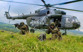 Vojáci budou na Doupově cvičit ve spolupráci s posádkami vrtulníků.